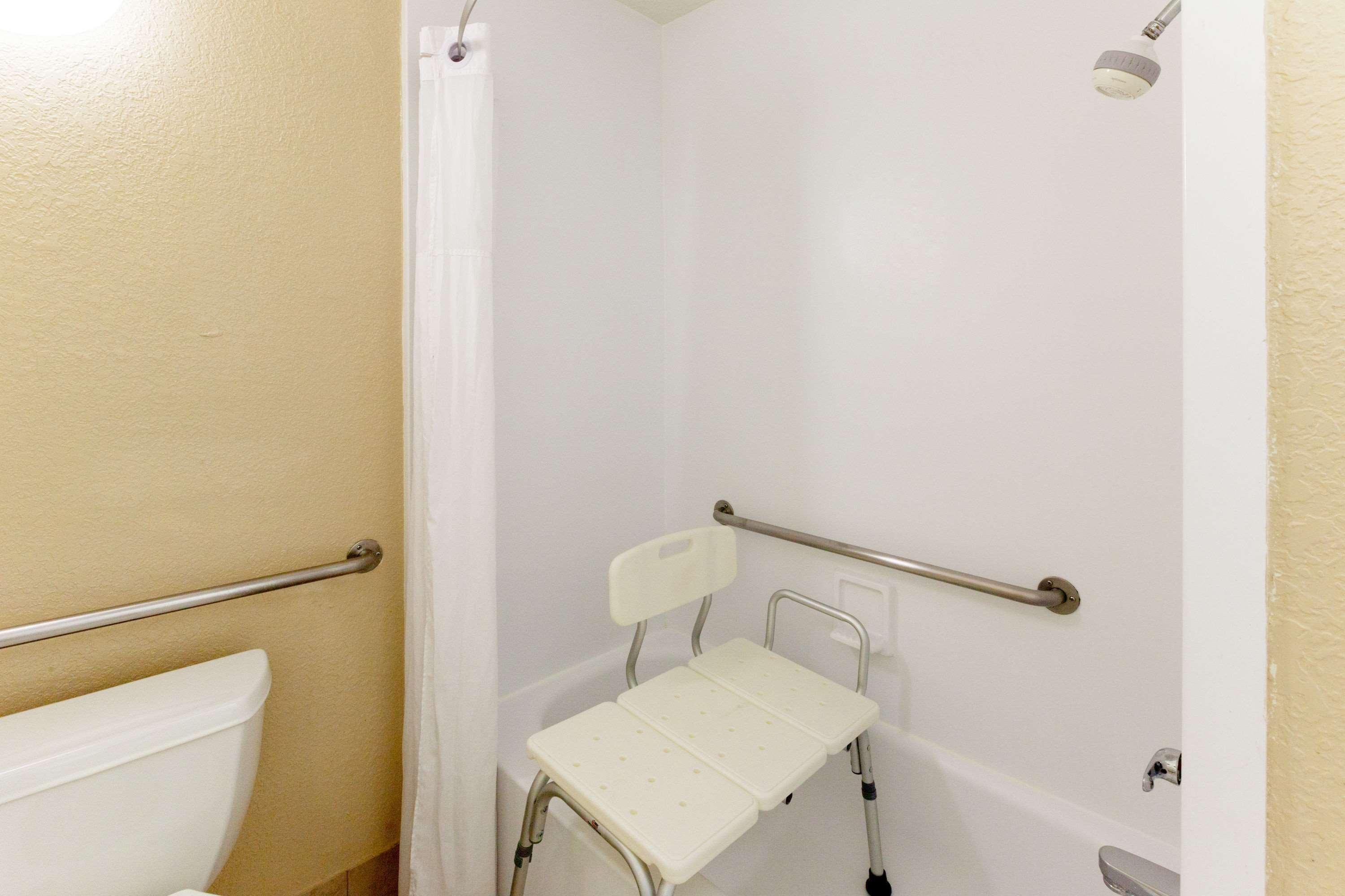 Days Inn Oklahoma City West Extérieur photo